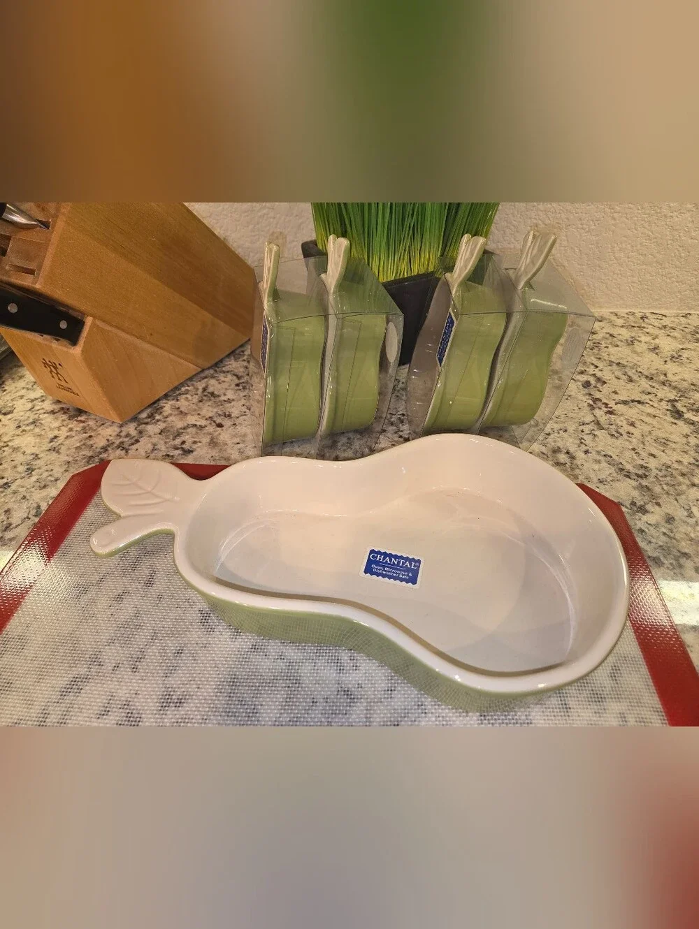 Green Pear-Shaped Ceramic Serving Dish